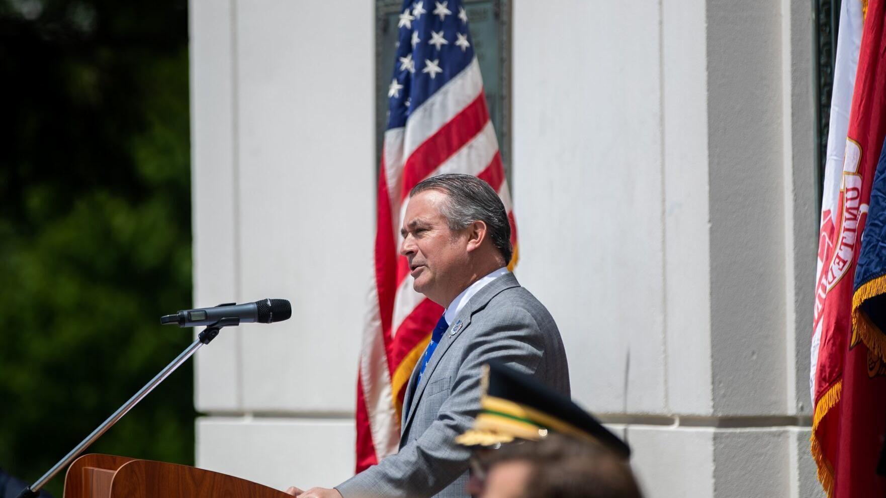 The Public Pulse: Response to Don Bacon; Feeding hungry kids; Shorter school days for OPS